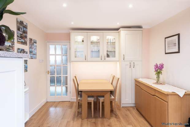 Additional Property Image 3 bedroom Detached Bungalow for sale in Tring 3