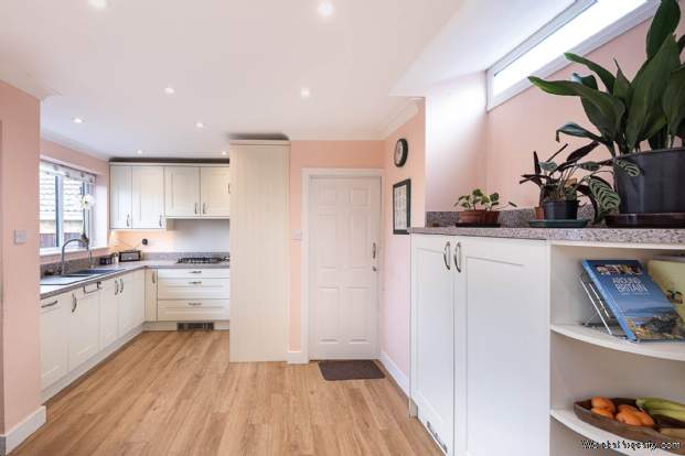 Additional Property Image 3 bedroom Detached Bungalow for sale in Tring 12