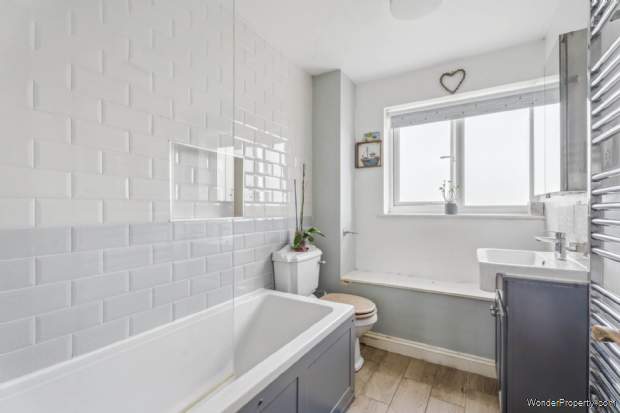 Additional Property Image 3 bedroom Terraced for sale in Leighton Buzzard 13