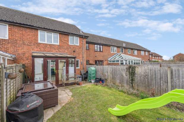 Additional Property Image 3 bedroom Terraced for sale in Leighton Buzzard 7