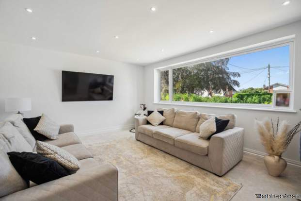 Additional Property Image 6 bedroom Detached for sale in Aylesbury 4