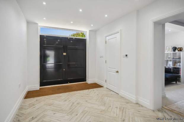 Additional Property Image 6 bedroom Detached for sale in Aylesbury 5