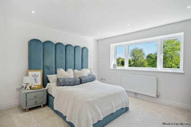 Additional Property Image 6 bedroom Detached for sale in Aylesbury 11
