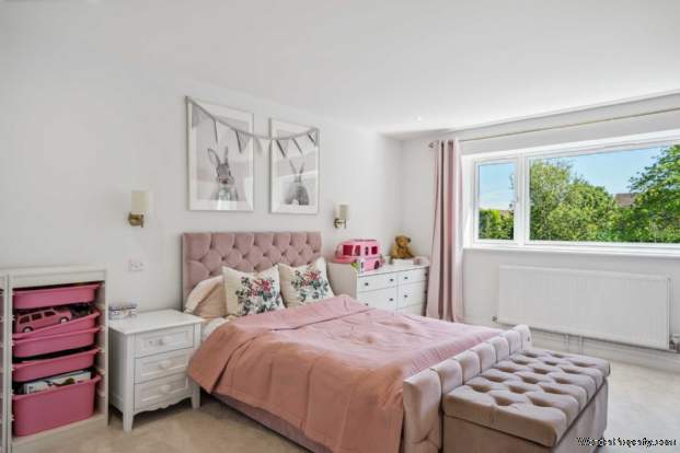 Additional Property Image 6 bedroom Detached for sale in Aylesbury 14