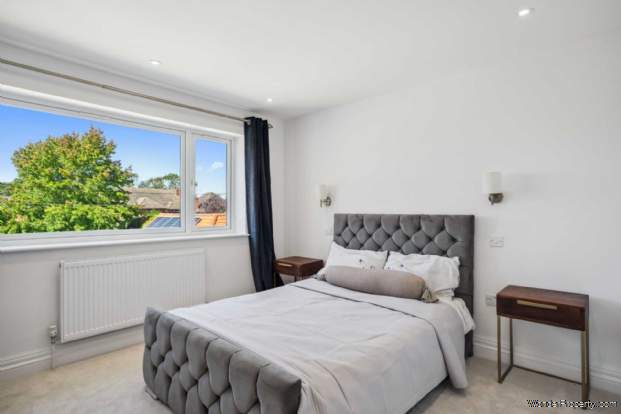 Additional Property Image 6 bedroom Detached for sale in Aylesbury 8