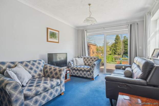 Additional Property Image 5 bedroom Detached for sale in Aylesbury 4