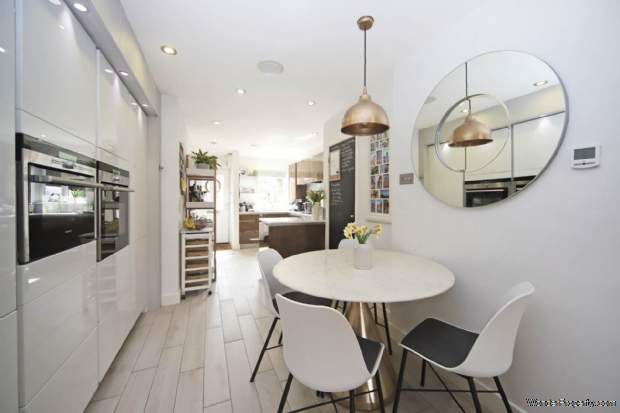 Additional Property Image 3 bedroom Terraced for sale in Tring 17