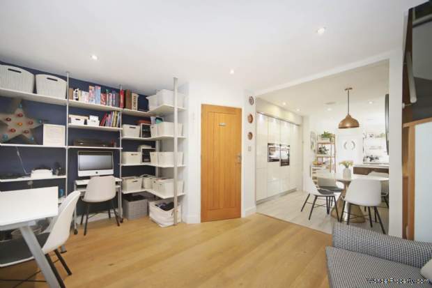 Additional Property Image 3 bedroom Terraced for sale in Tring 20