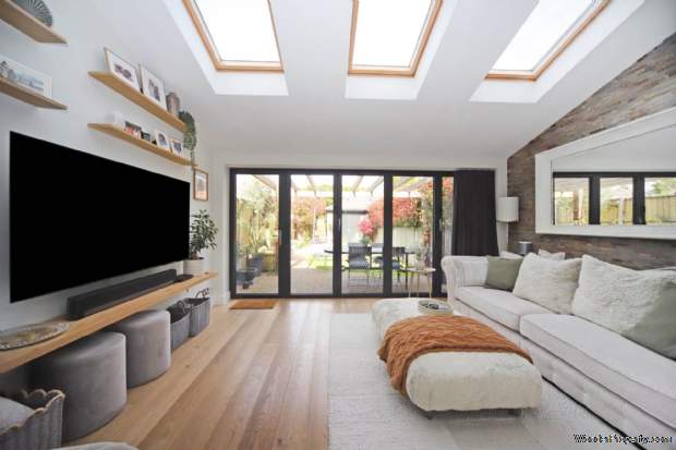 Additional Property Image 3 bedroom Terraced for sale in Tring 9