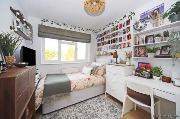 Additional Property Image 3 bedroom Terraced for sale in Tring 8