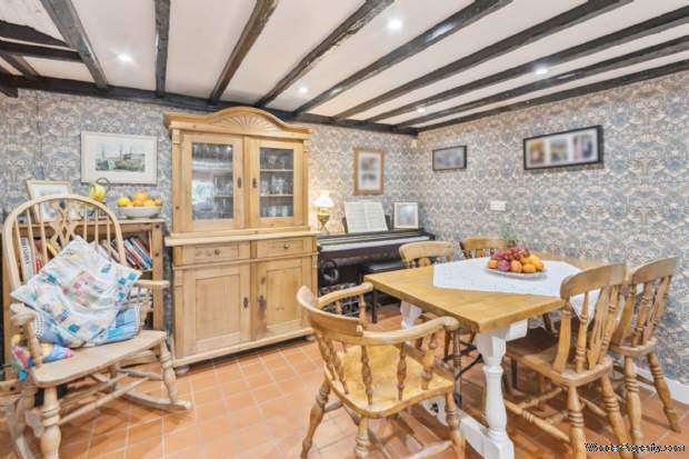 Additional Property Image 4 bedroom Detached for sale in Tring 12