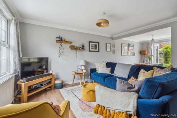 Additional Property Image 3 bedroom Semi Detached for sale in Tring 4