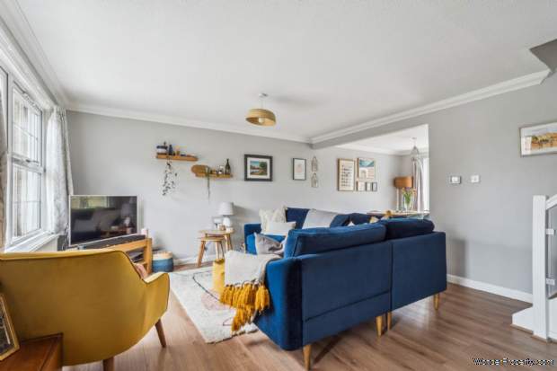 Additional Property Image 3 bedroom Semi Detached for sale in Tring 6