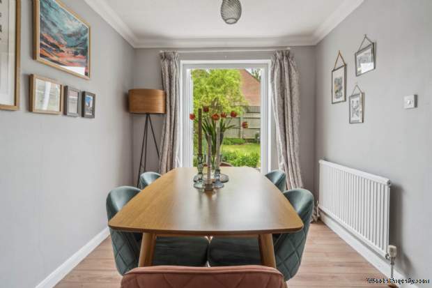 Additional Property Image 3 bedroom Semi Detached for sale in Tring 12