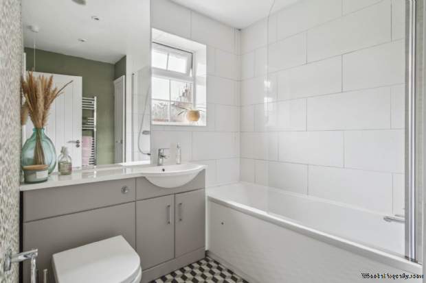 Additional Property Image 3 bedroom Semi Detached for sale in Tring 7