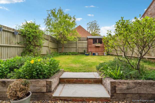 Additional Property Image 3 bedroom Semi Detached for sale in Tring 11