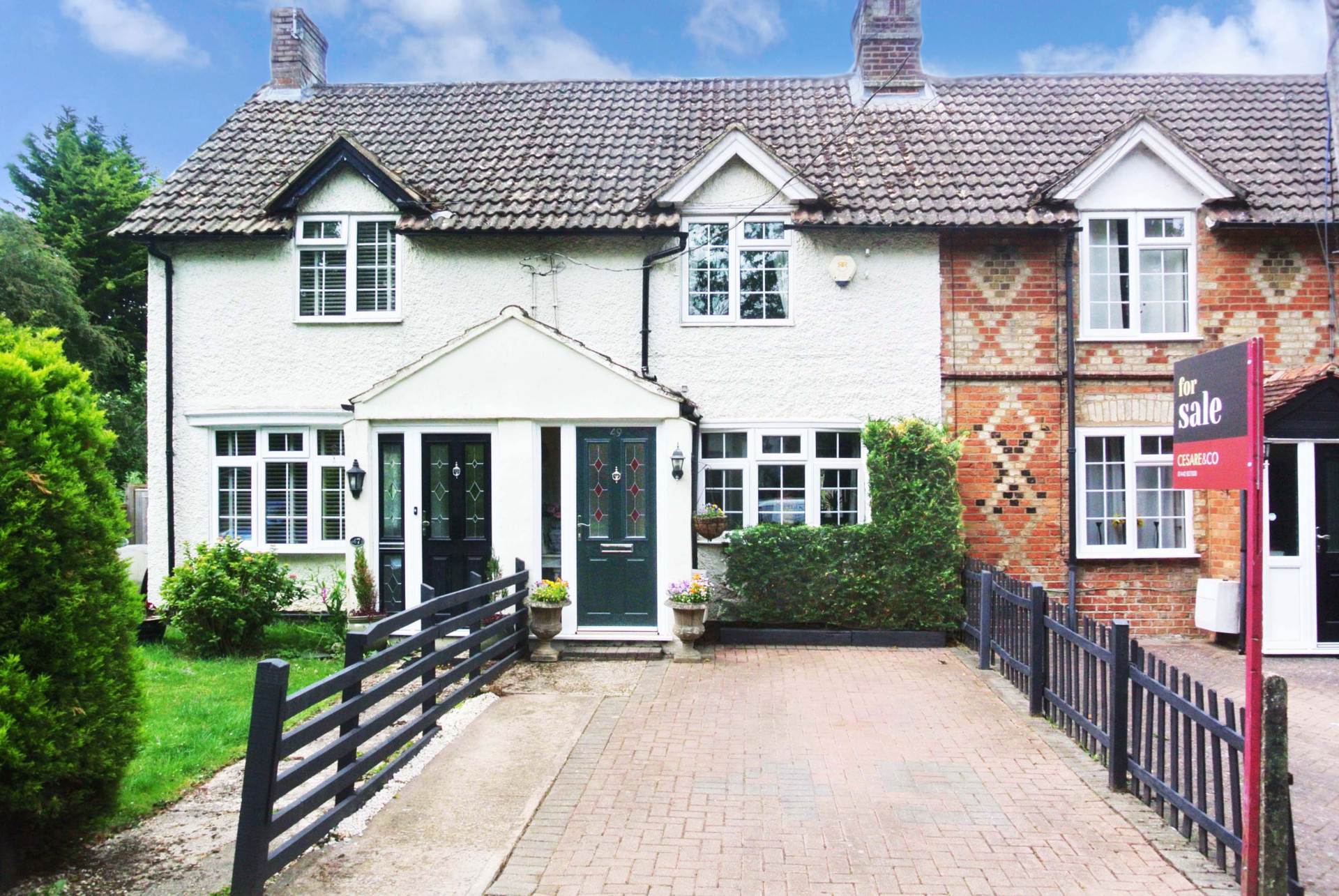 2 bedroom Terraced for sale in Aylesbury