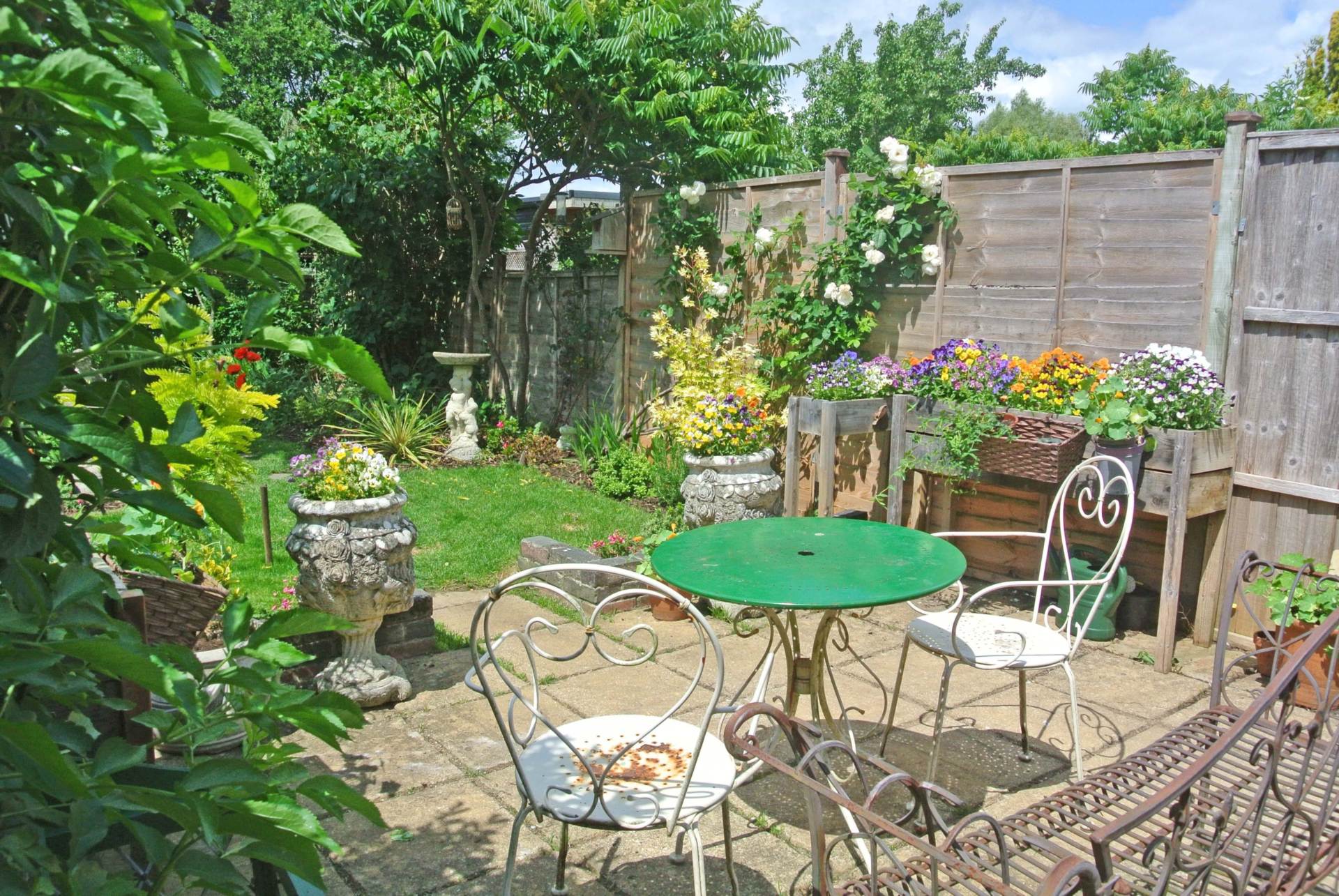 Additional Property Image 2 bedroom Terraced for sale in Aylesbury 11