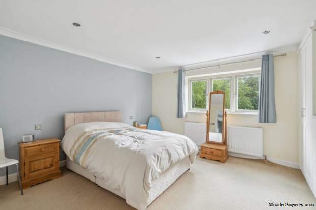Additional Property Image 5 bedroom Detached for sale in Aylesbury 12
