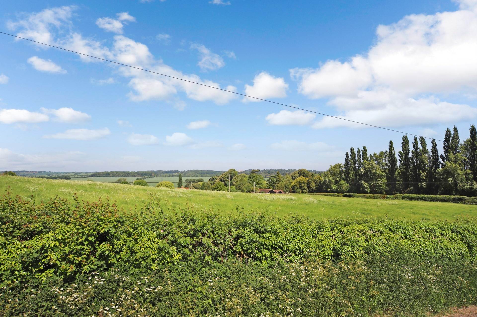 Additional Property Image 3 bedroom Detached Bungalow for sale in Leighton Buzzard 3