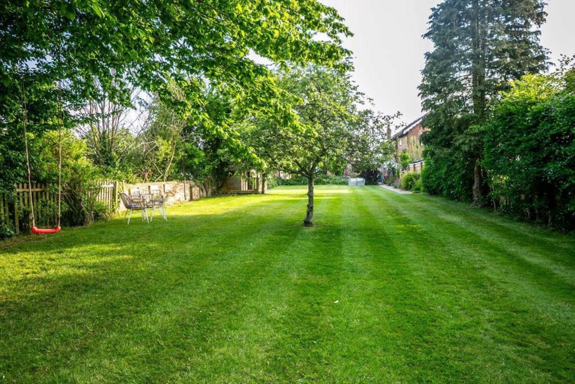 Additional Property Image 3 bedroom Detached for sale in Leighton Buzzard 41