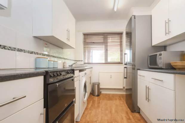Additional Property Image 1 bedroom Apartment for sale in Tring 5