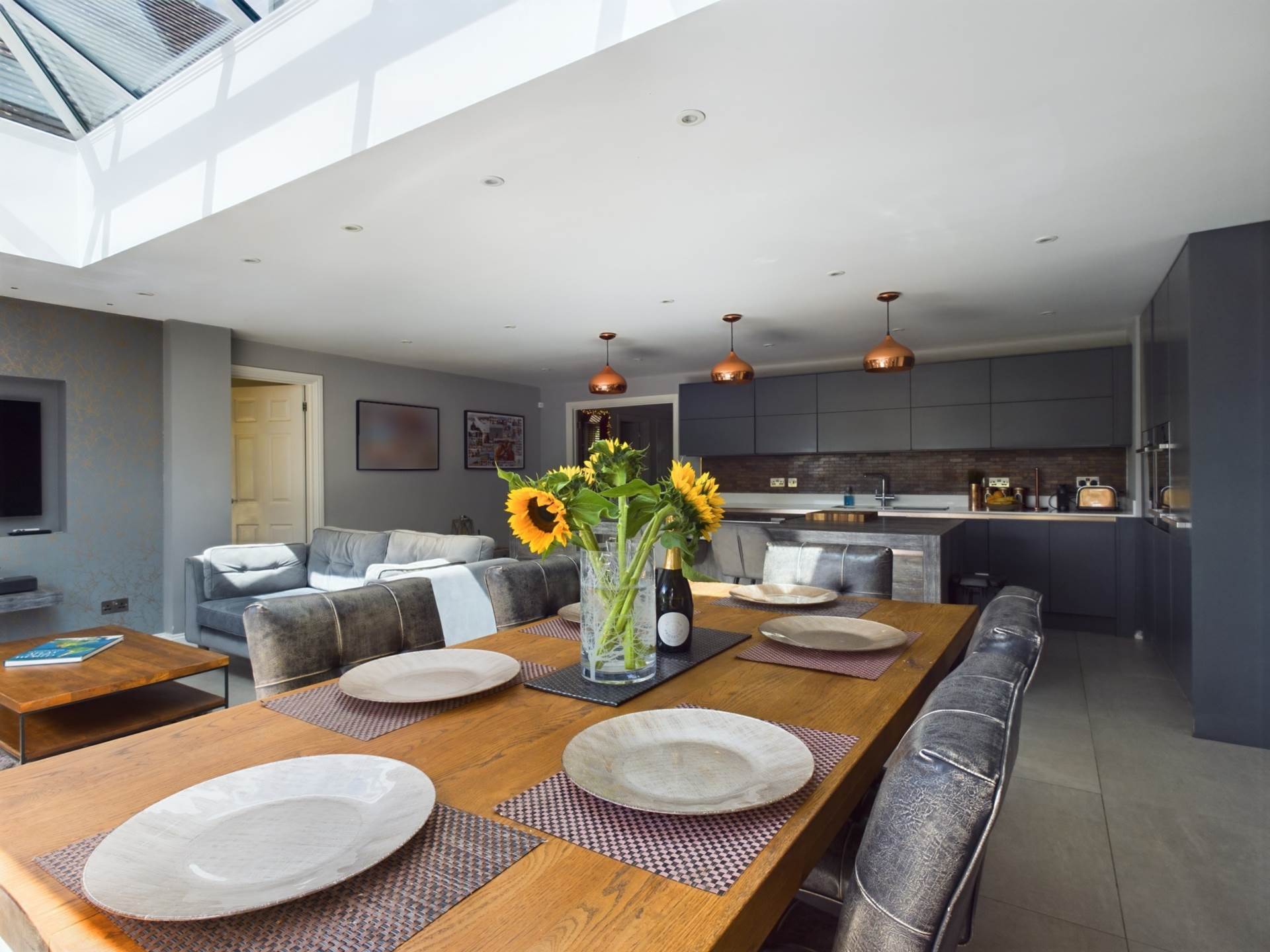 Additional Property Image 4 bedroom Detached for sale in Aylesbury 13