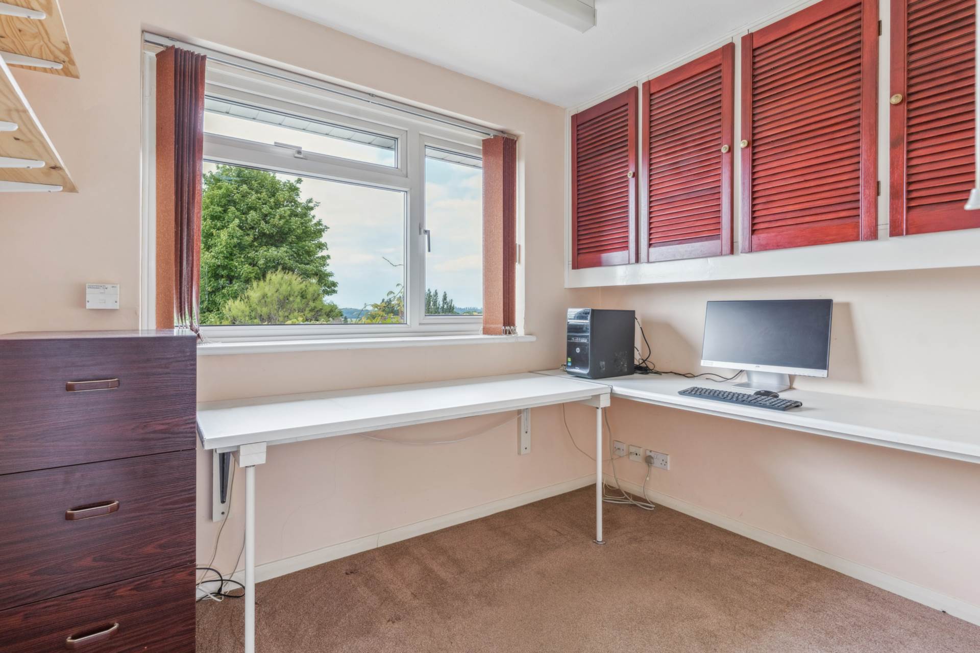 Additional Property Image 4 bedroom Detached for sale in Leighton Buzzard 16