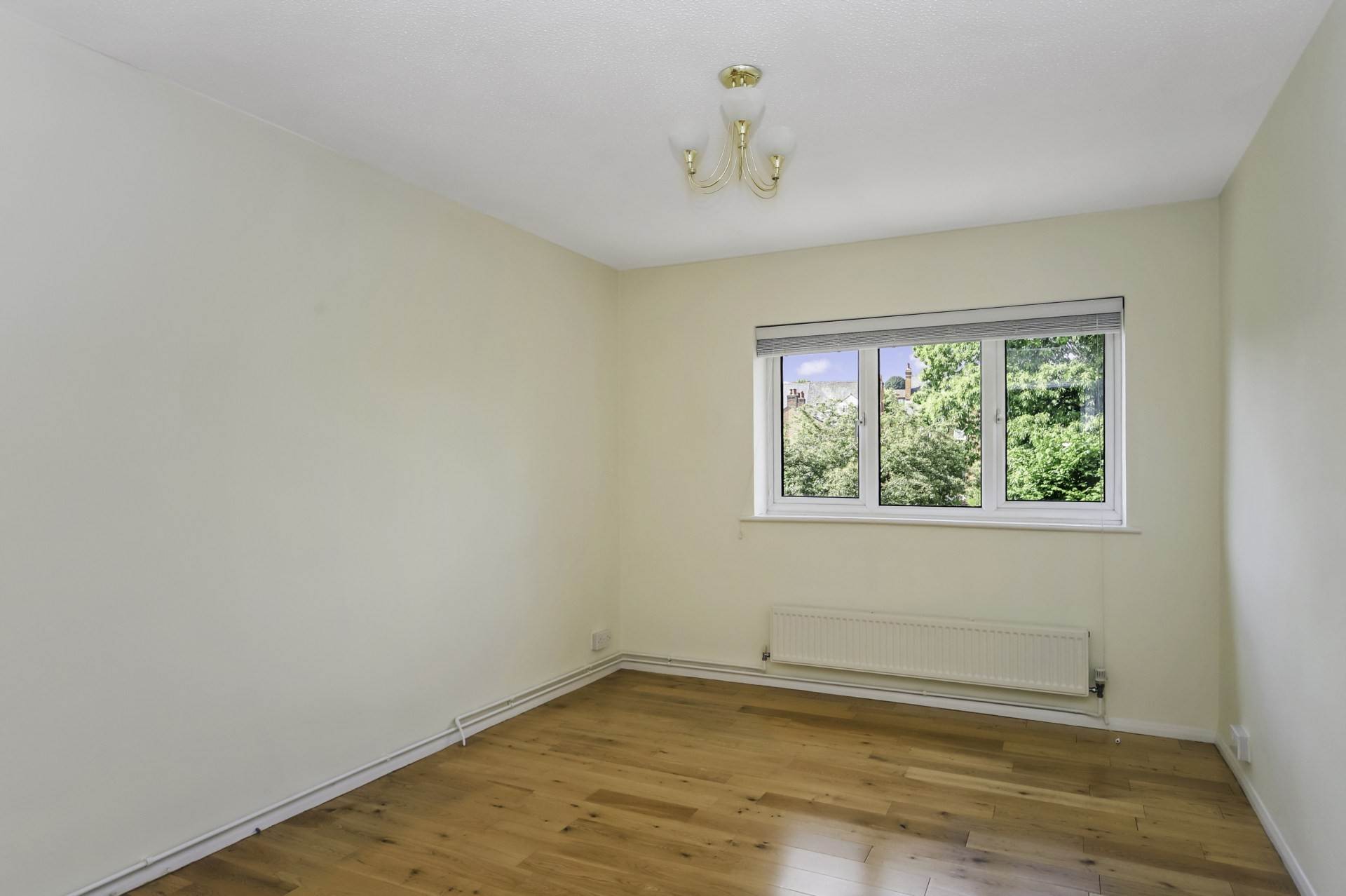 Additional Property Image 2 bedroom Apartment for sale in Berkhamsted 2