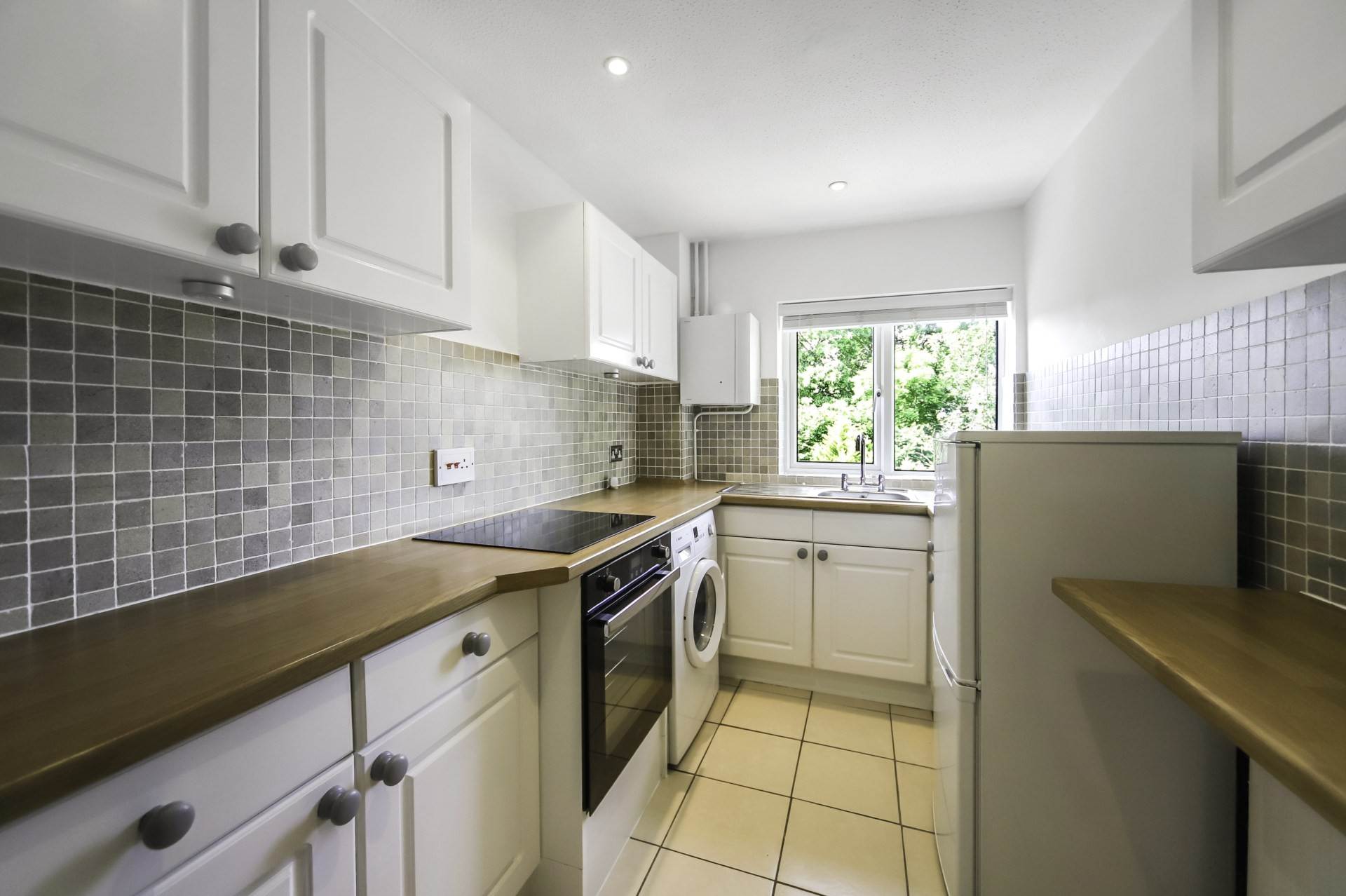 Additional Property Image 2 bedroom Apartment for sale in Berkhamsted 4