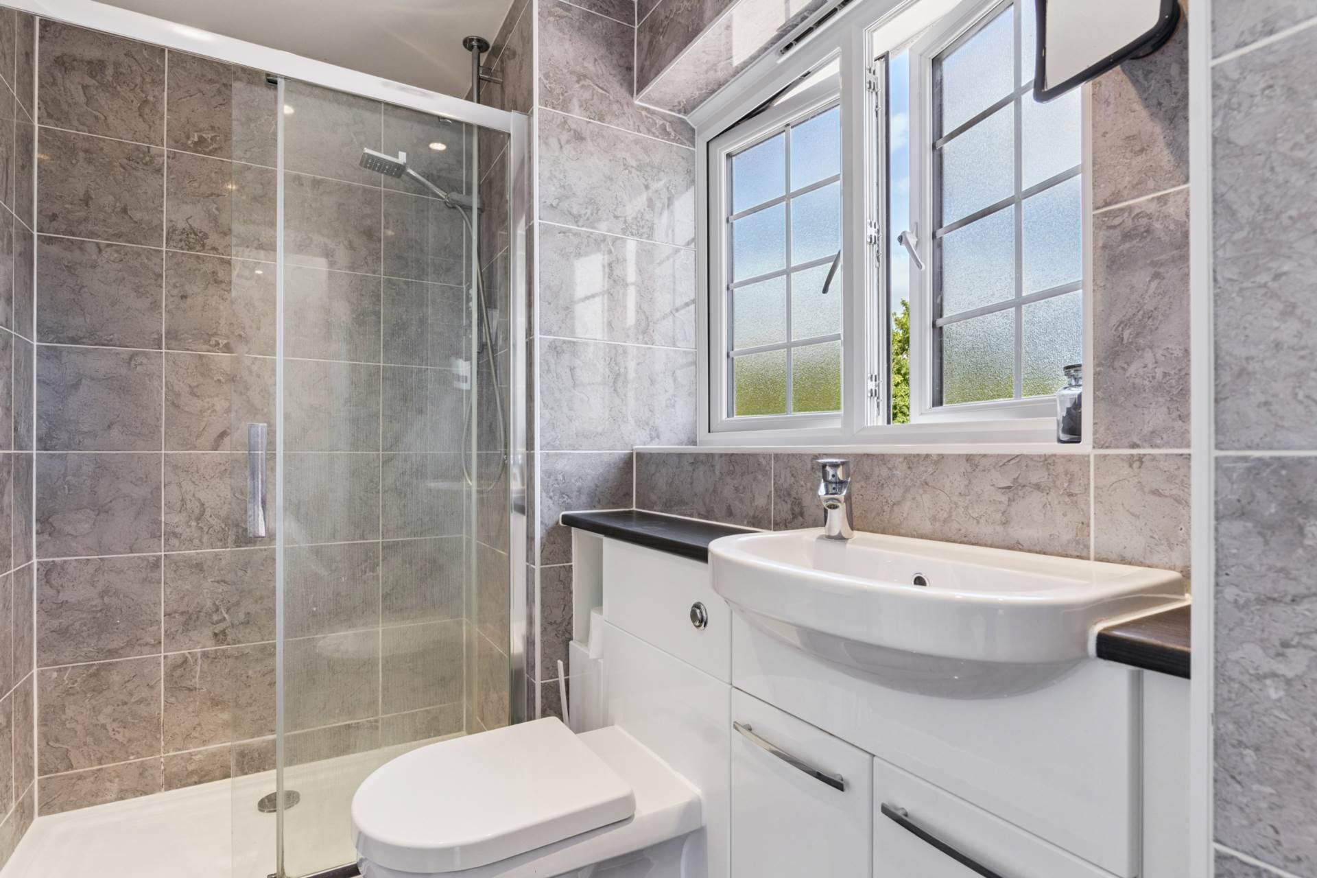 Additional Property Image 4 bedroom Detached for sale in Leighton Buzzard 12