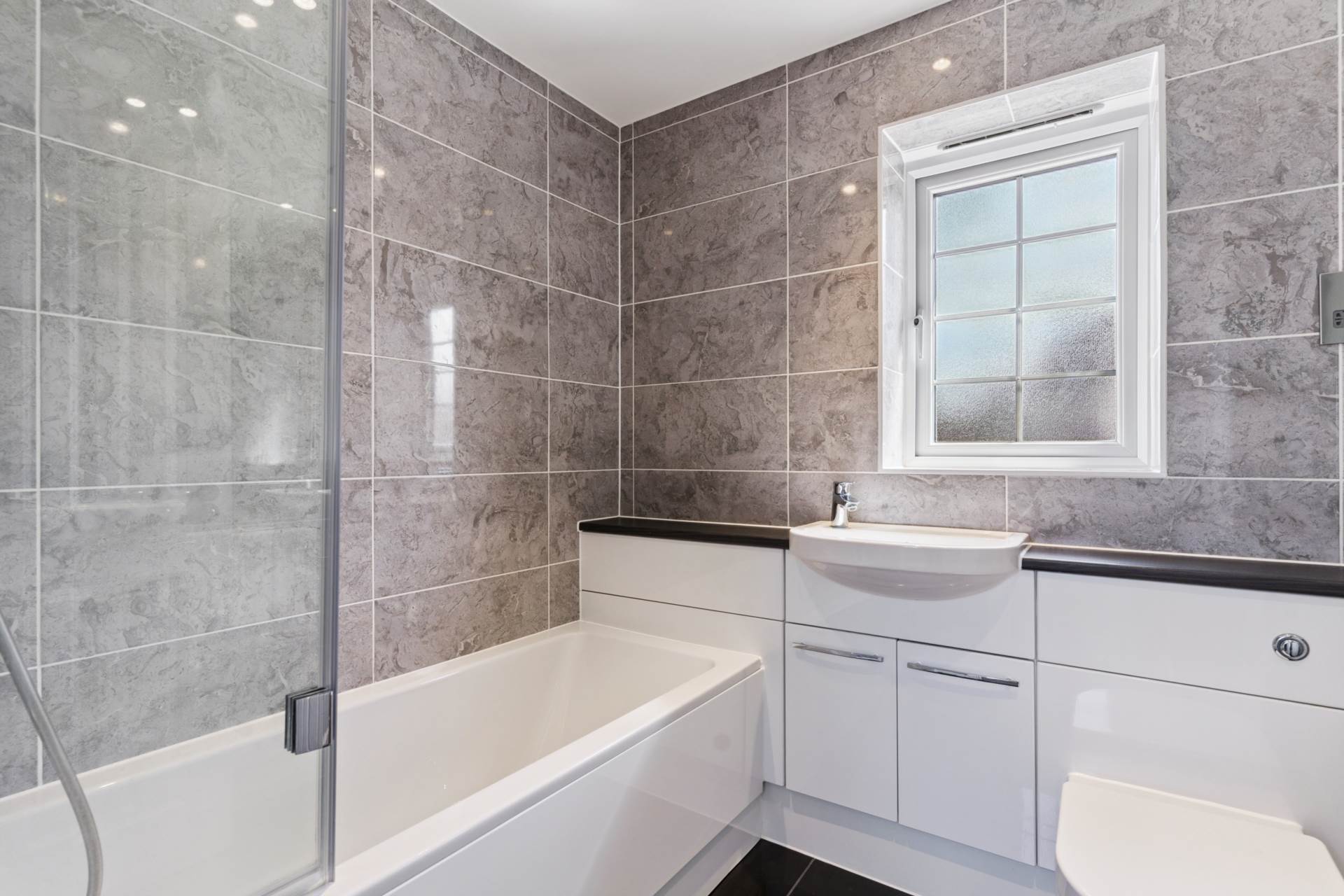 Additional Property Image 4 bedroom Detached for sale in Leighton Buzzard 16