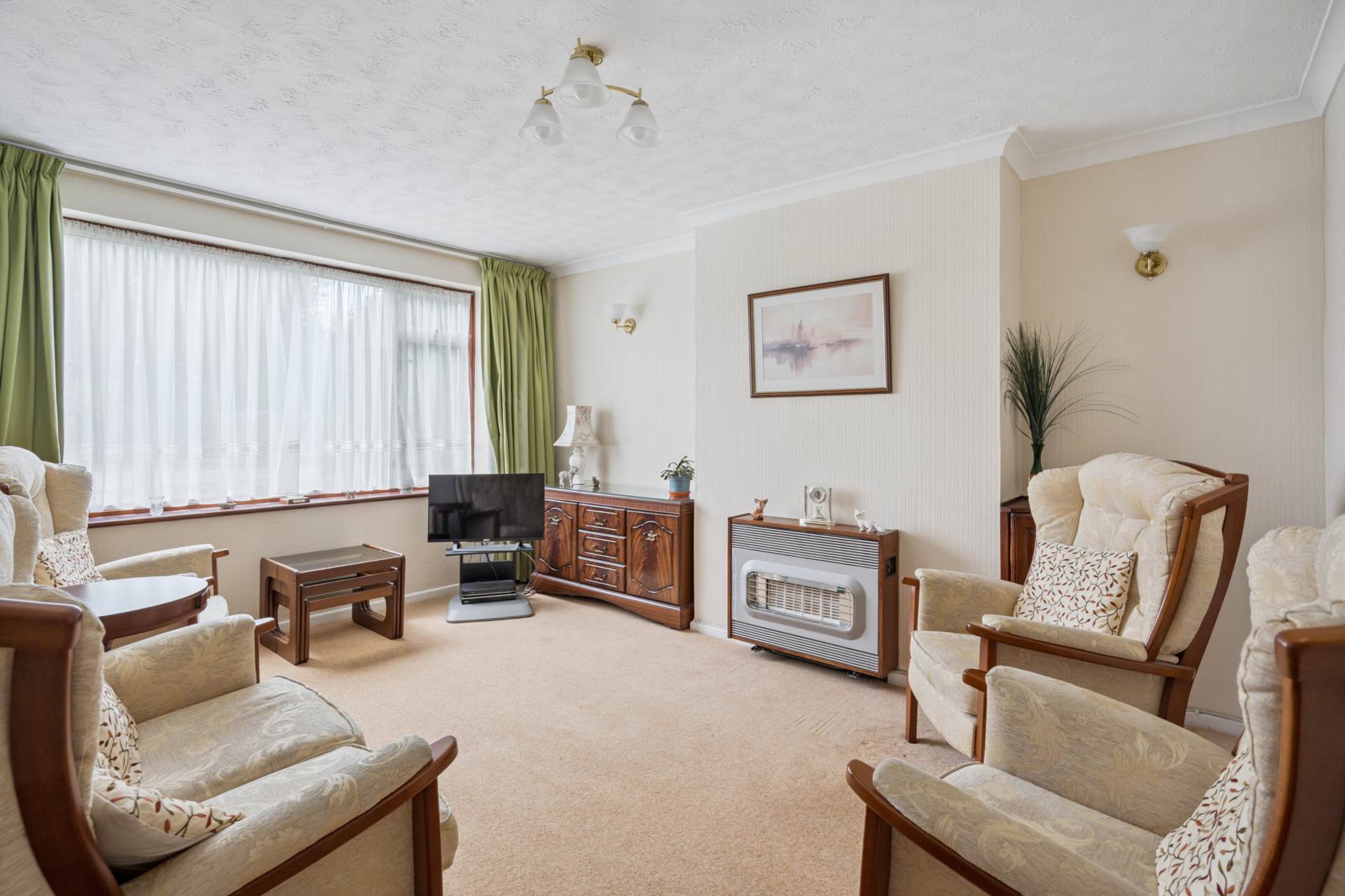 Additional Property Image 3 bedroom Semi Detached for sale in Tring 3
