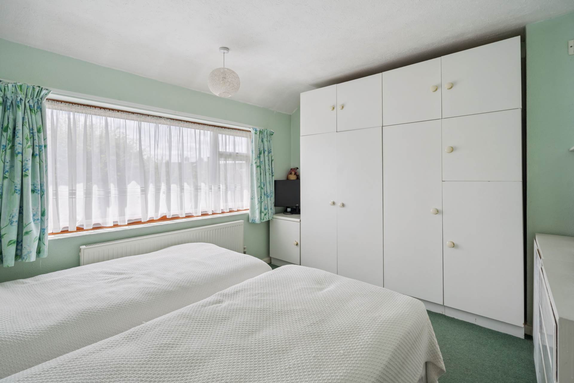 Additional Property Image 3 bedroom Semi Detached for sale in Tring 11