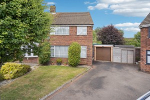 3 bedroom Semi Detached for sale in Tring