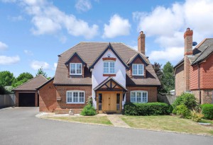 5 bedroom Detached for sale in Aylesbury