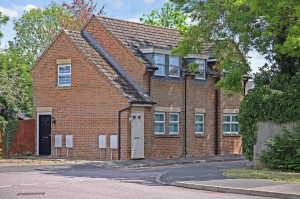 2 bedroom Maisonette for sale in Aylesbury