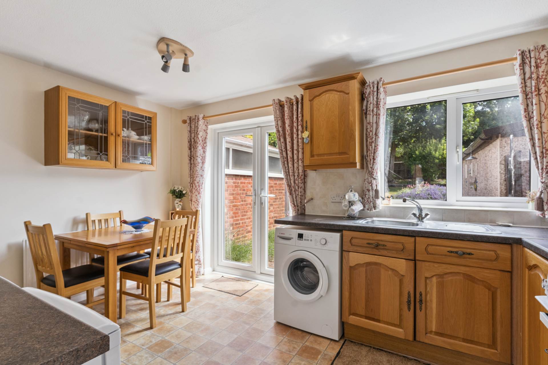 Additional Property Image 2 bedroom Semi Detached for sale in Tring 7