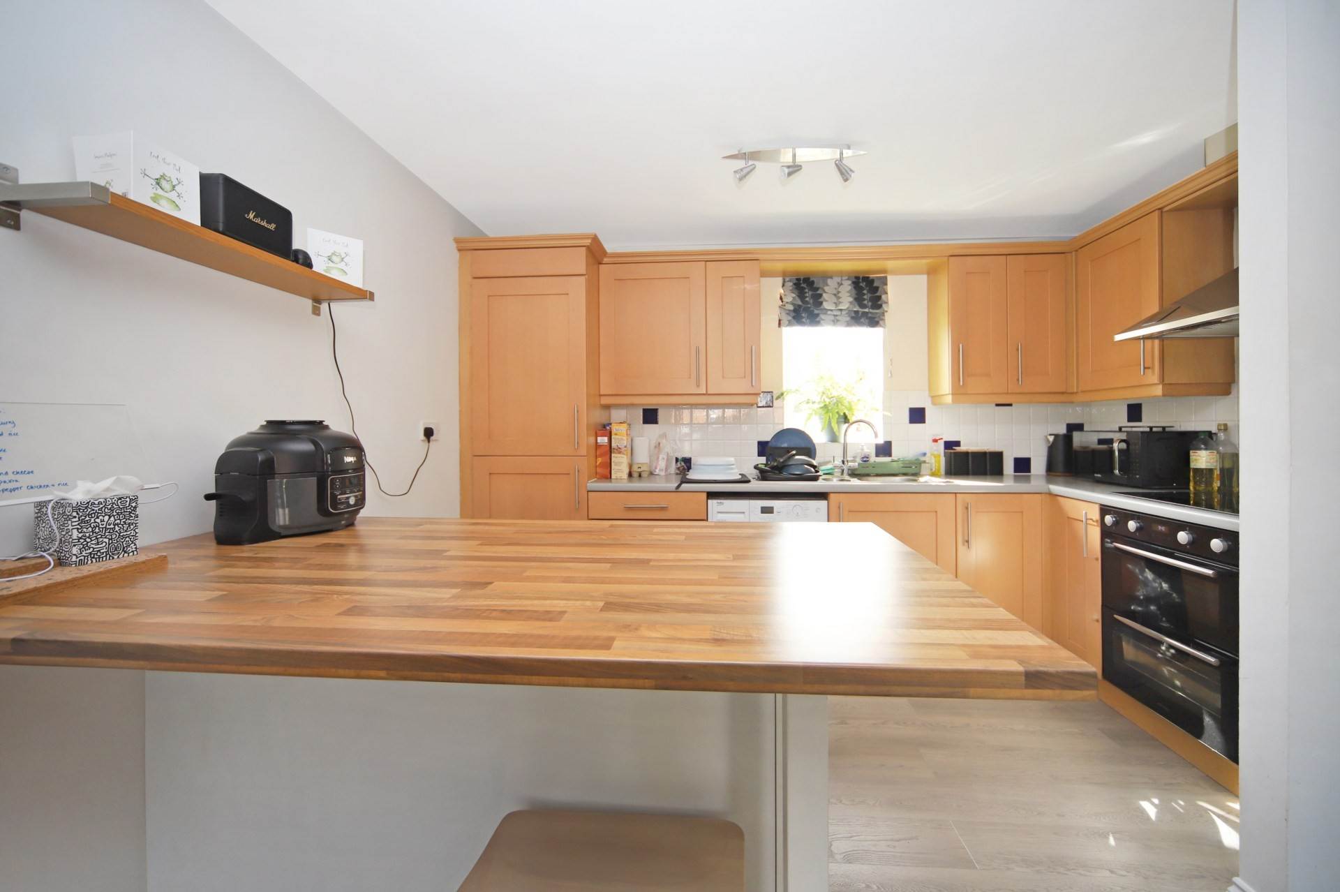Additional Property Image 2 bedroom Apartment for sale in Tring 4