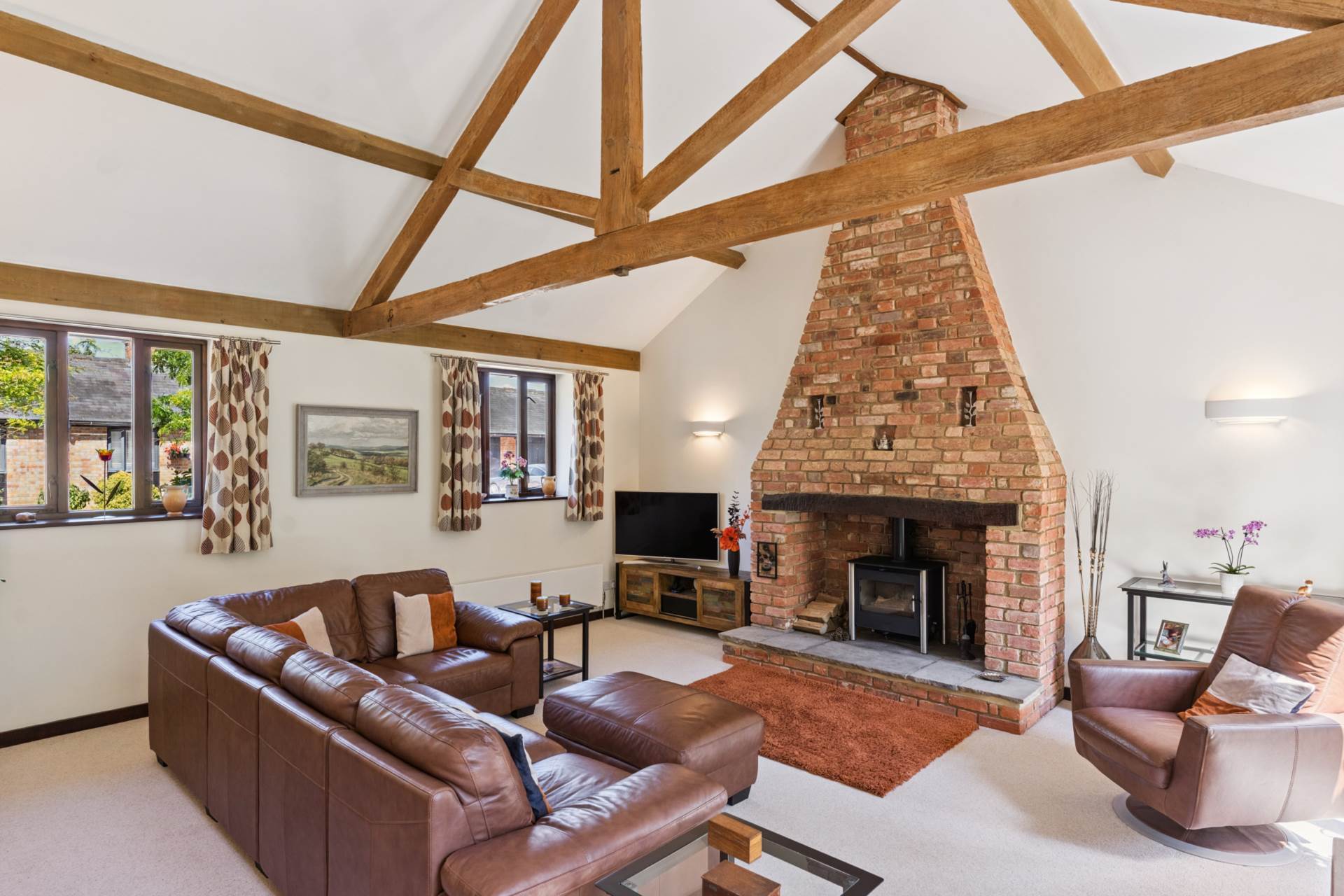 Additional Property Image 3 bedroom Barn Conversion for sale in Leighton Buzzard 6