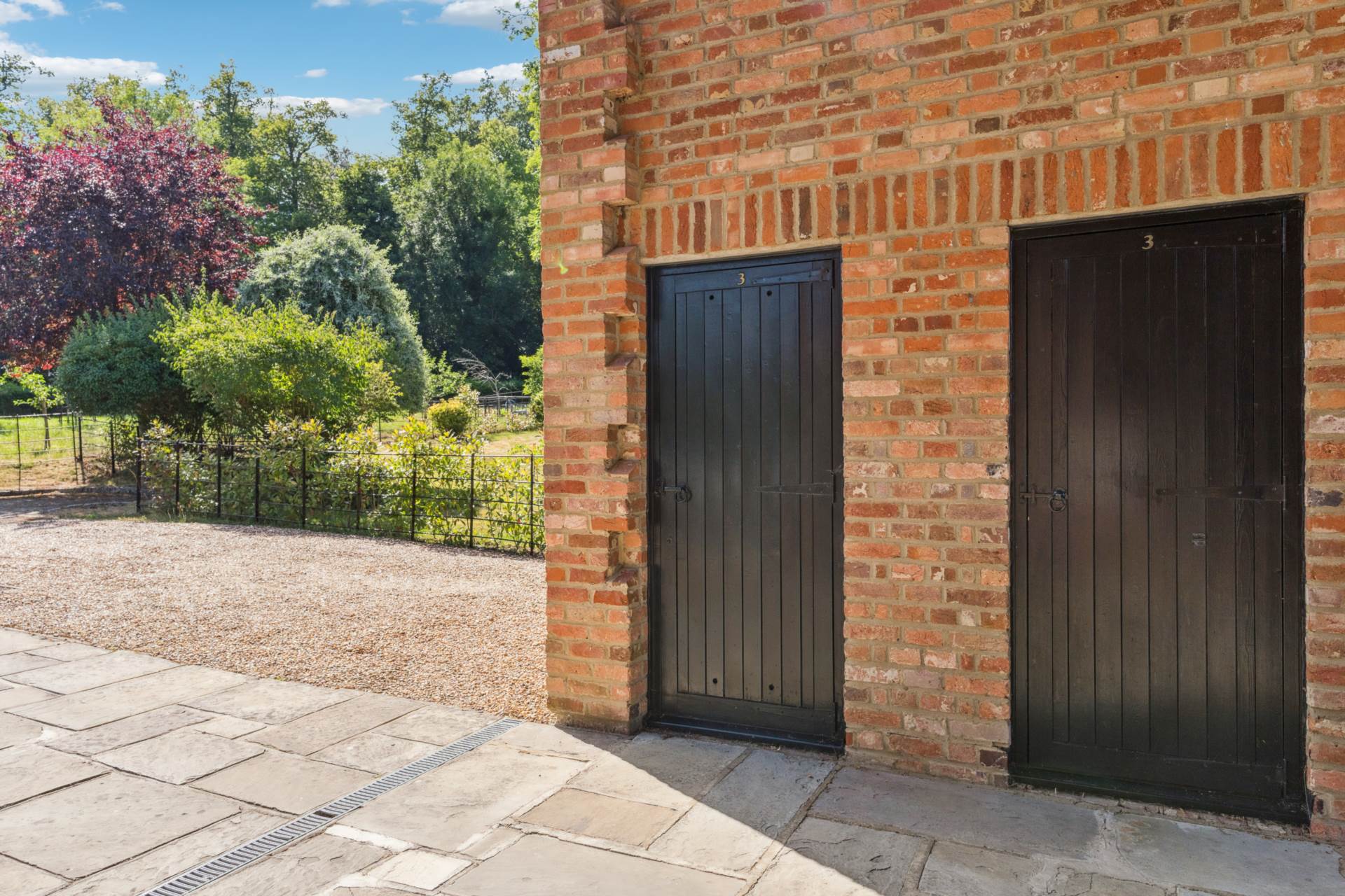 Additional Property Image 3 bedroom Barn Conversion for sale in Leighton Buzzard 37