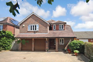 5 bedroom Detached for sale in Tring