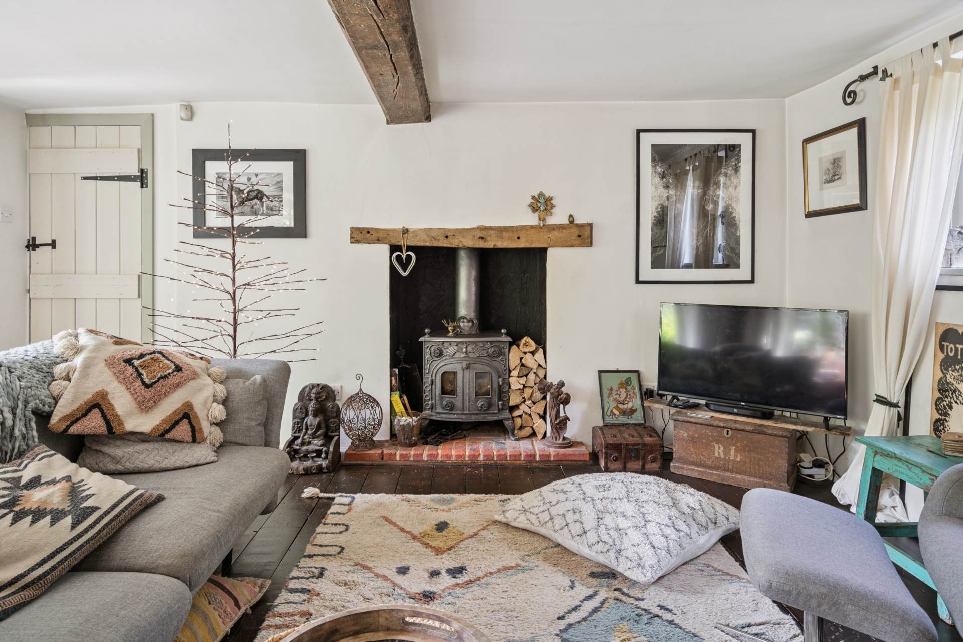 Additional Property Image 3 bedroom Semi Detached for sale in Aylesbury 10