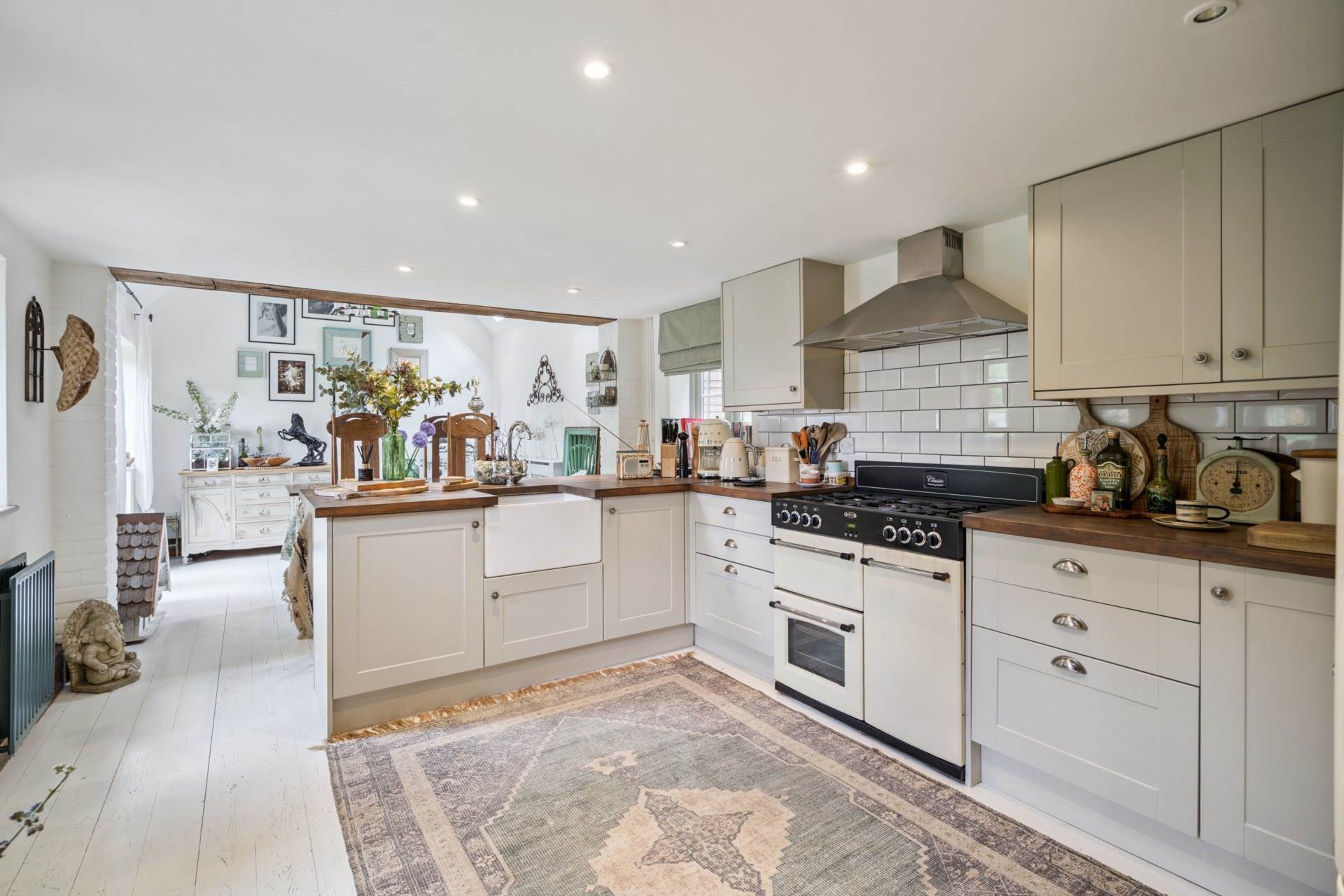 Additional Property Image 3 bedroom Semi Detached for sale in Aylesbury 14