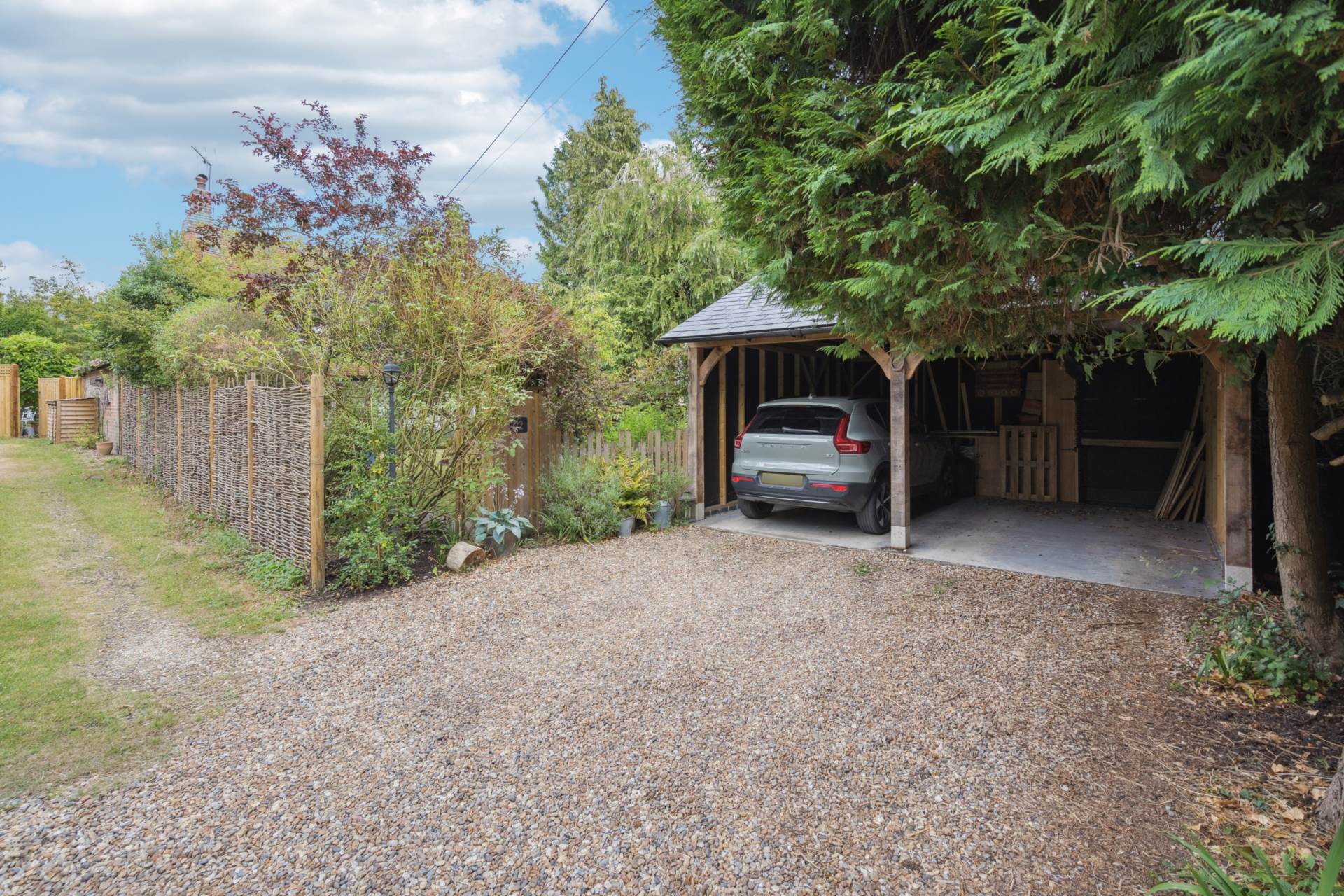 Additional Property Image 3 bedroom Semi Detached for sale in Aylesbury 33