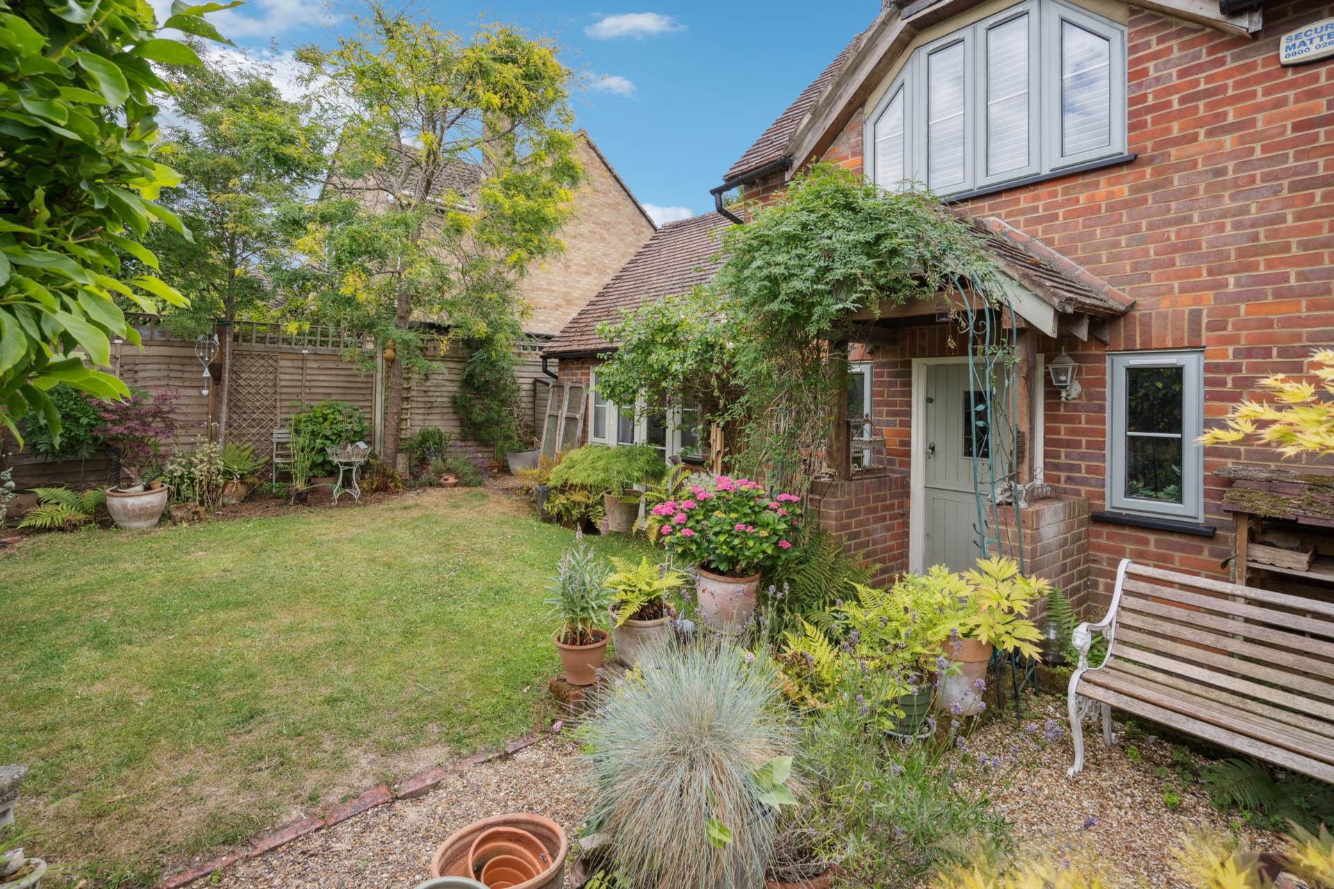 Additional Property Image 3 bedroom Semi Detached for sale in Aylesbury 35
