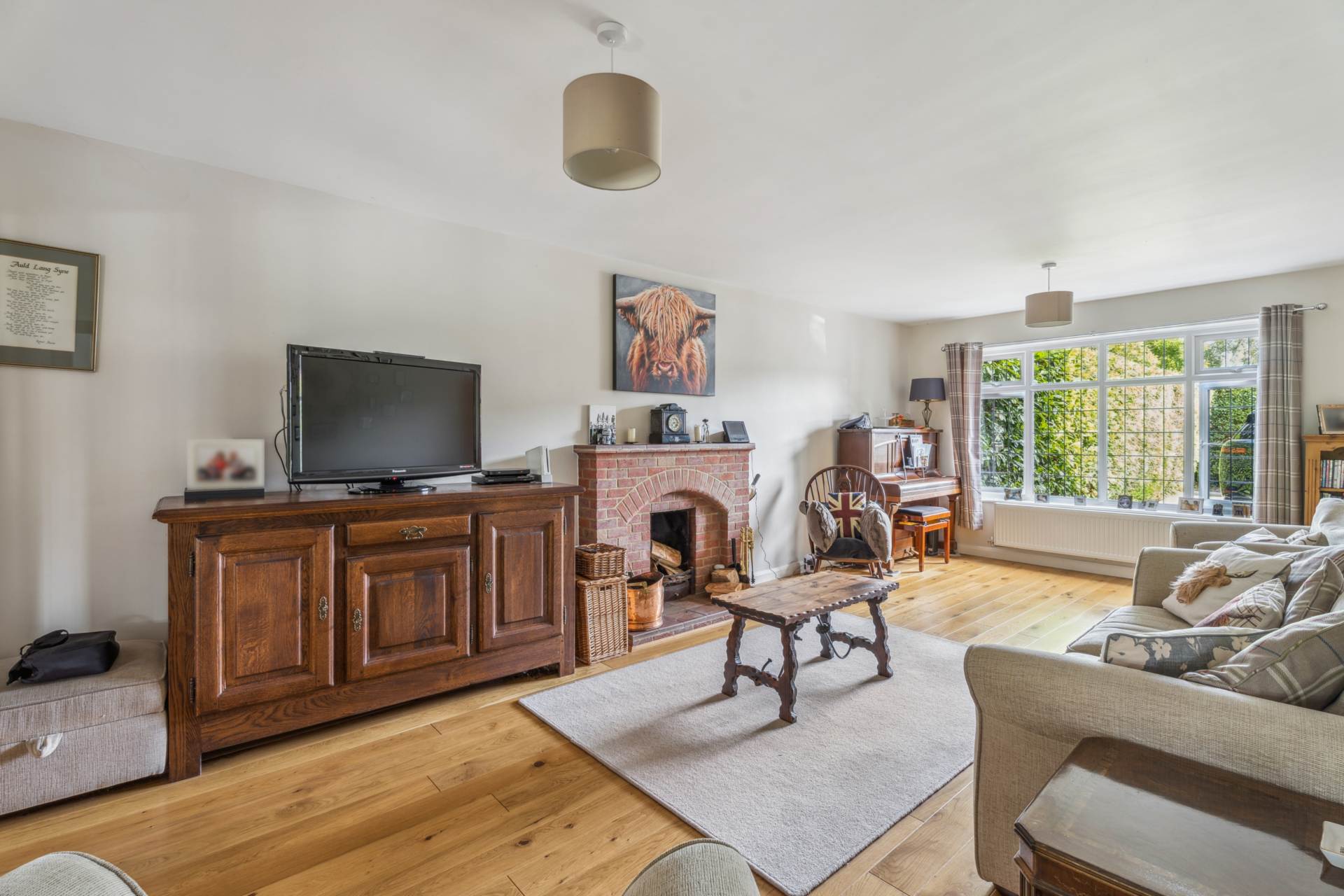 Additional Property Image 5 bedroom Detached for sale in Tring 3