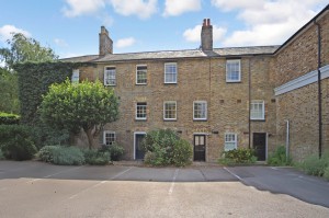2 bedroom Terraced for sale in Tring
