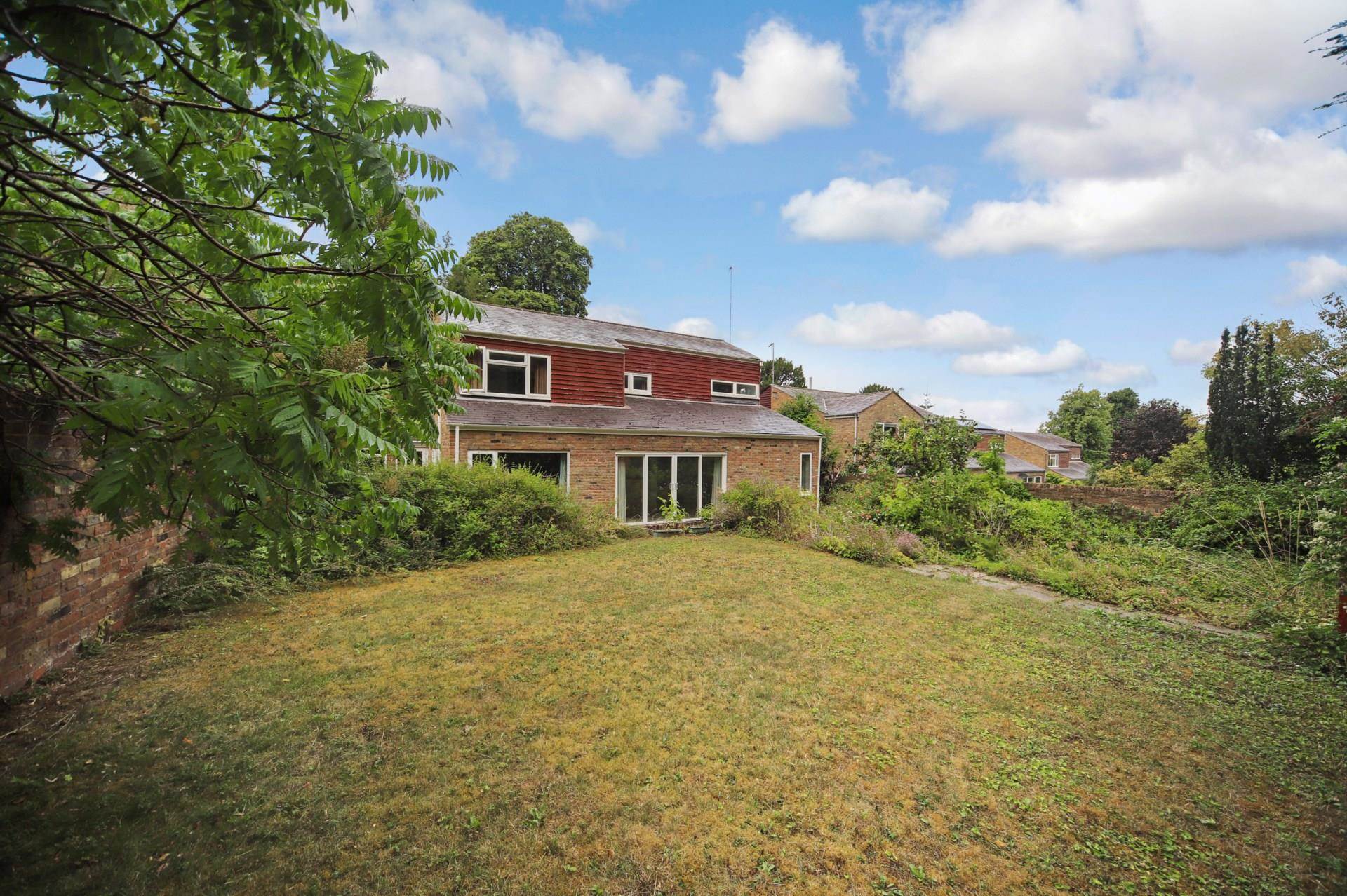 Additional Property Image 4 bedroom Detached for sale in Tring 2