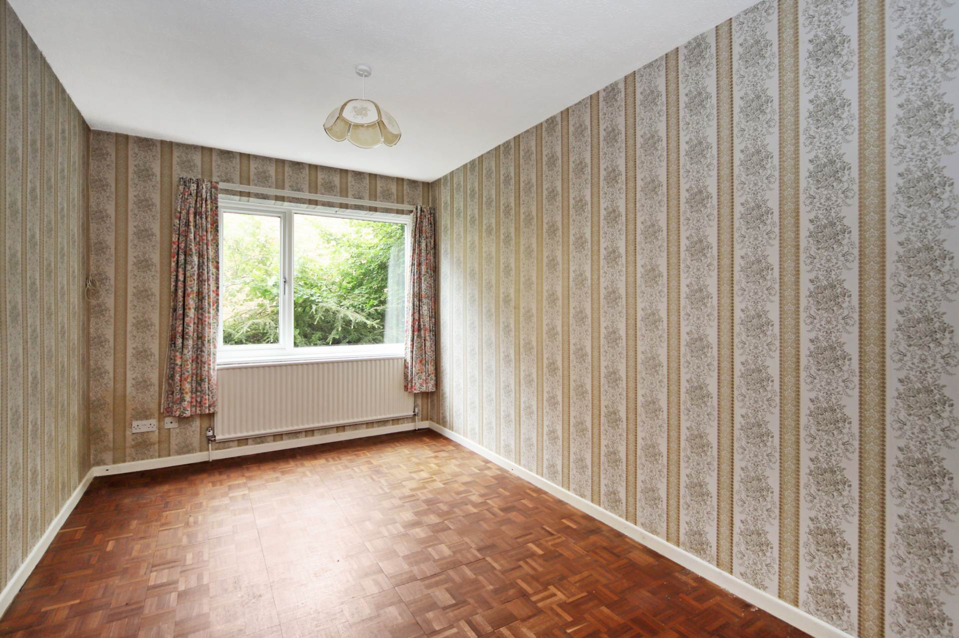 Additional Property Image 4 bedroom Detached for sale in Tring 8